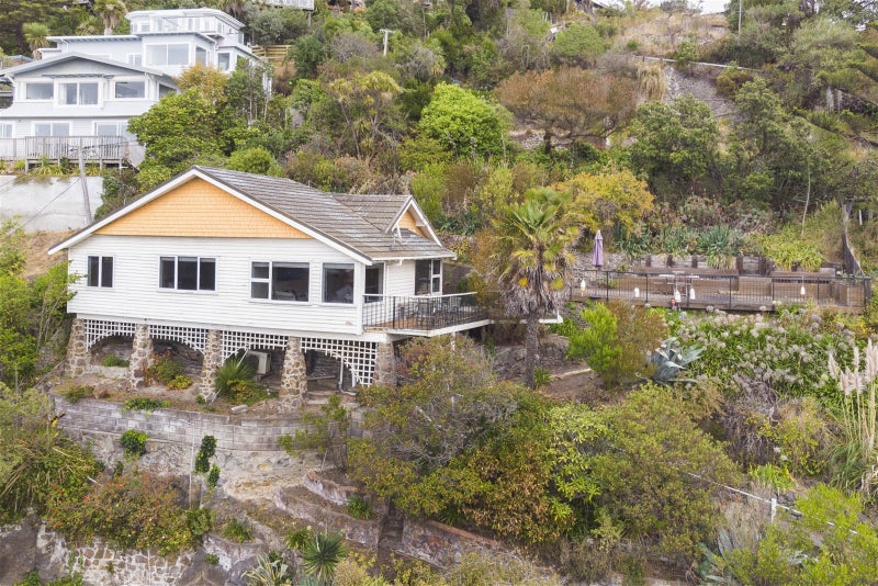 8 The Spur, Clifton, Christchurch - Carousel 23