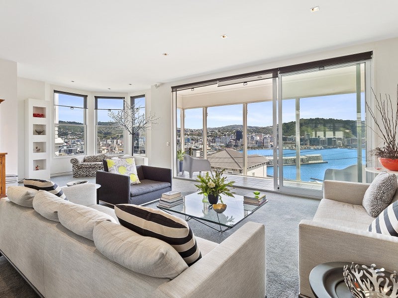 76 Hawker Street, Mount Victoria, Wellington - Carousel 2