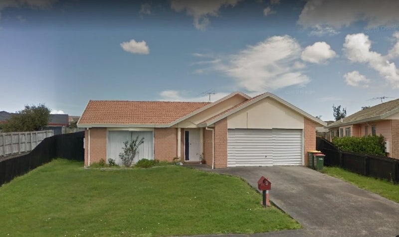 9 Elderberry Road, Burswood, Auckland - Carousel 1