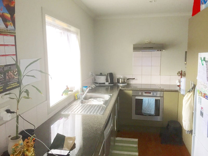 6C Jones Crescent, Melville, Hamilton - Carousel 2