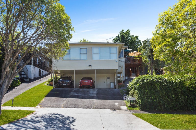 2/27 Simkin Avenue, St Johns, Auckland - Carousel 1