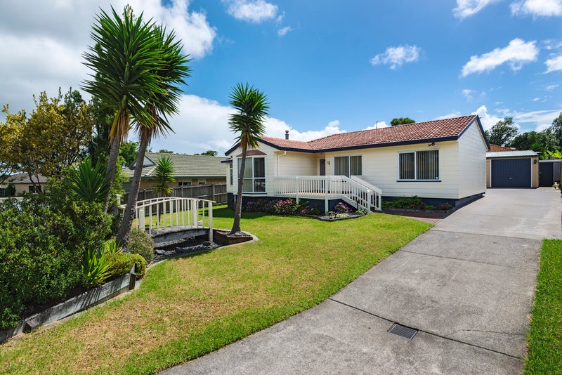 14 Rhine Place, Weymouth, Auckland - Carousel 1