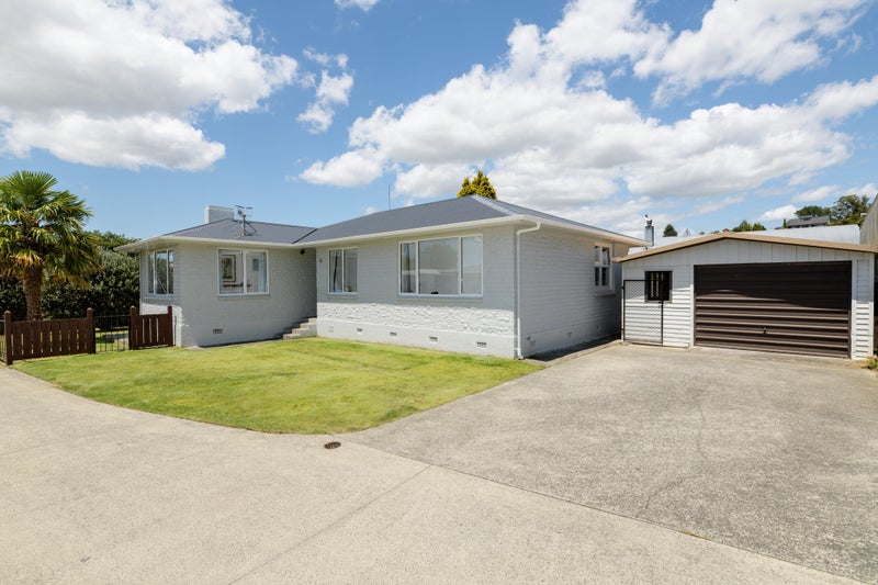 20 Queen Road, Bellevue, Tauranga - Carousel 2