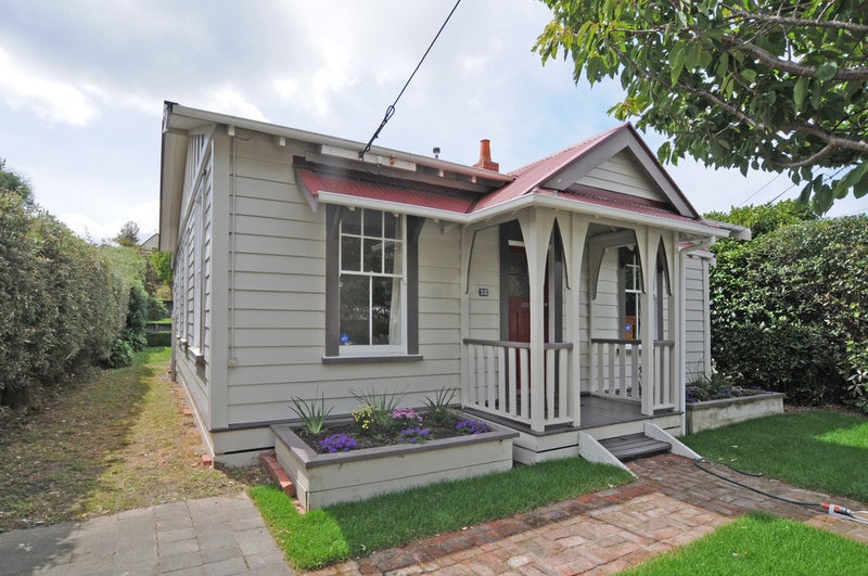 33 Tarikaka Street, Ngaio, Wellington - Carousel 1