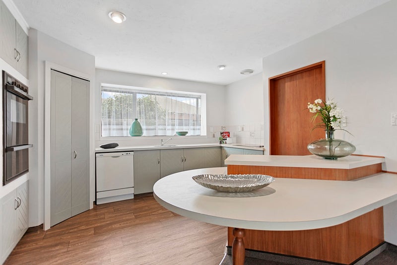 27 Ben Nevis Drive, Broomfield, Christchurch - Carousel 2