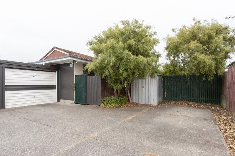 2/97 Cottonwood Street, Parklands, Christchurch - Carousel 16