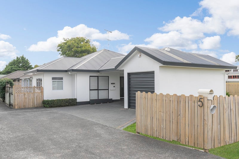 5 York Street, Drury, Drury - Carousel 1