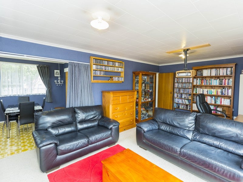 3 Roband Crescent, Brown Owl, Upper Hutt - Carousel 19