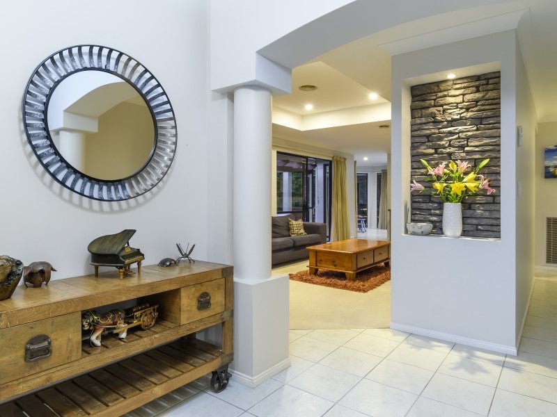 8 La Colina Place, Bethlehem, Tauranga - Carousel 2