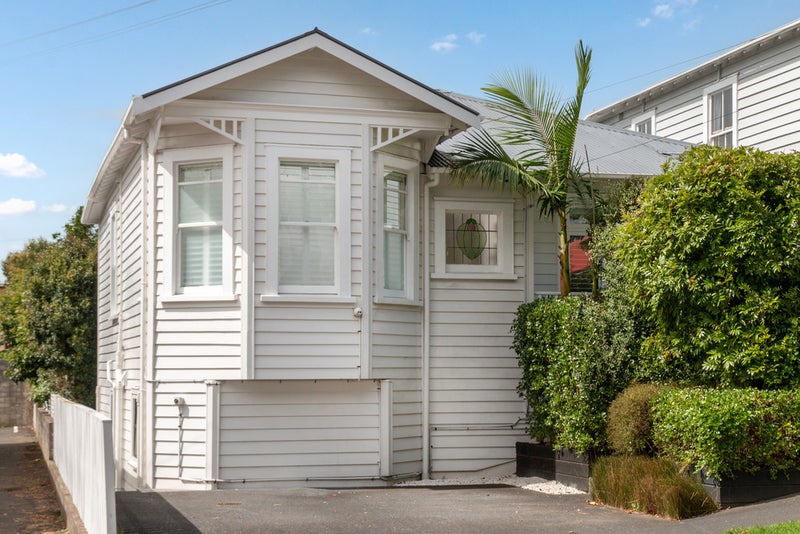 15 Coleridge Street, Grey Lynn, Auckland - Carousel 1