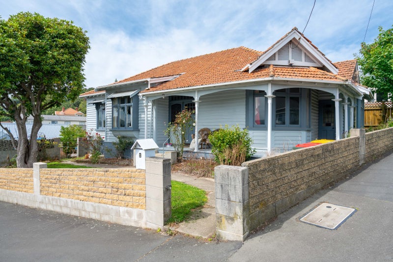 1 Hazel Avenue, Caversham, Dunedin - Carousel 1