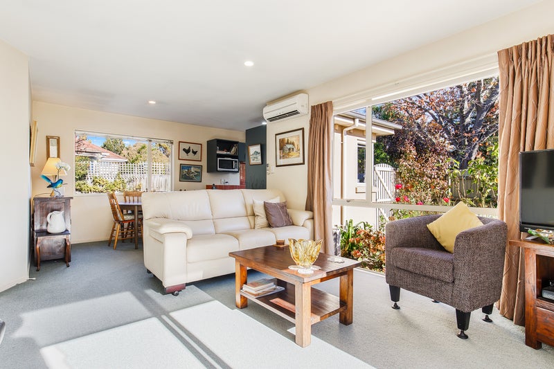 2/134 Yaldhurst Road, Sockburn, Christchurch - Carousel 2