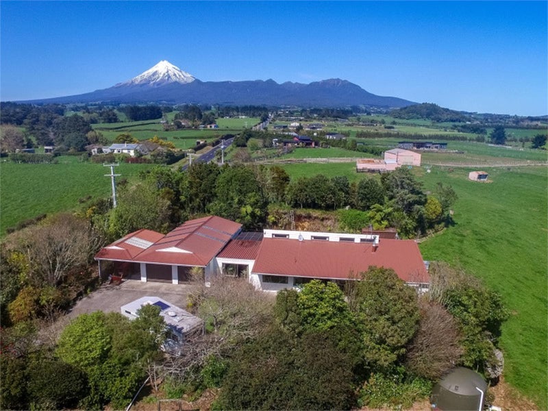 1042 Carrington Road, Hurworth - Carousel 2