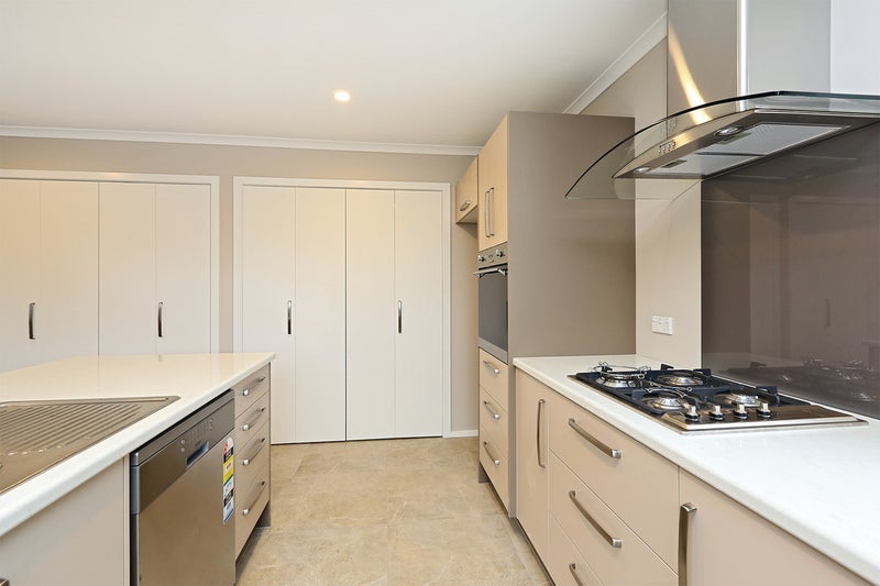 2A Oliphant Place, Raureka, Hastings - Carousel 1