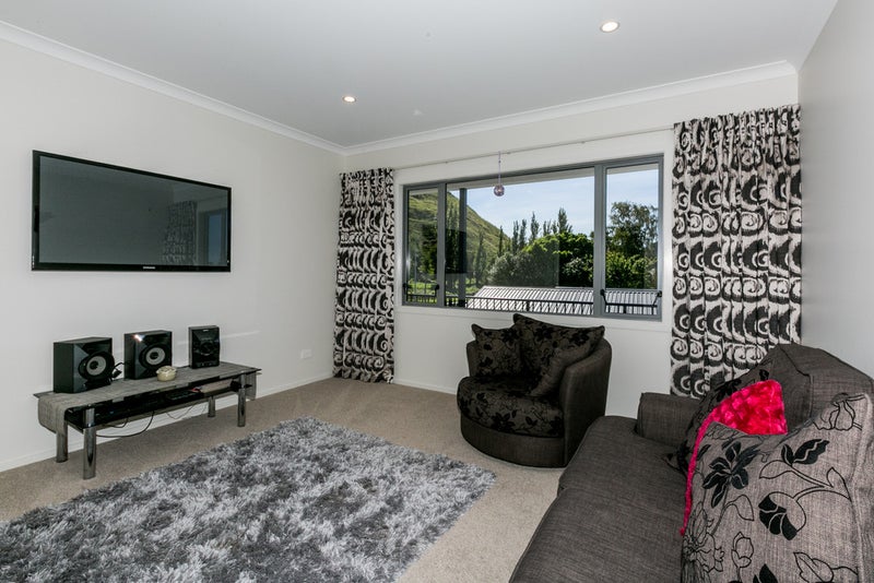 138 Wharerangi Road, Greenmeadows, Napier - Carousel 2