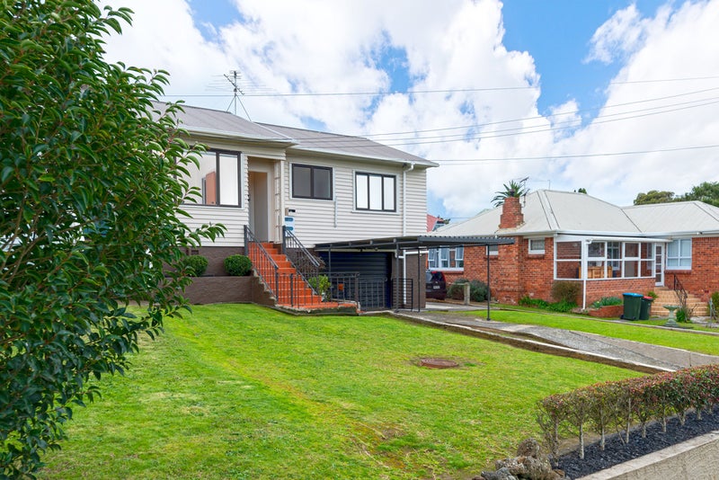 36A Kowhatu Road, One Tree Hill, Auckland - Carousel 1