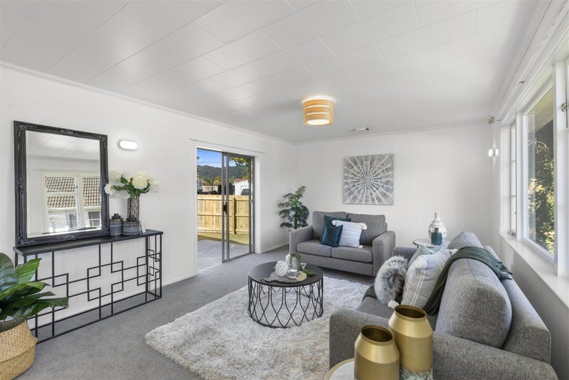 22 Richard Grove, Stokes Valley, Lower Hutt - Carousel 2