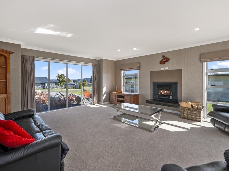 21 Bodes Lane, Taupo - Carousel 2