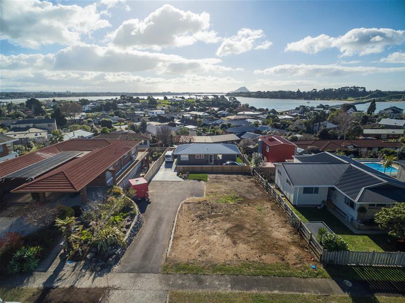 18A MAIHI CRESCENT, Parkvale, Tauranga - Carousel 1