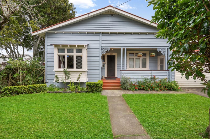 2 Huapai Street, Onehunga, Auckland - Carousel 1