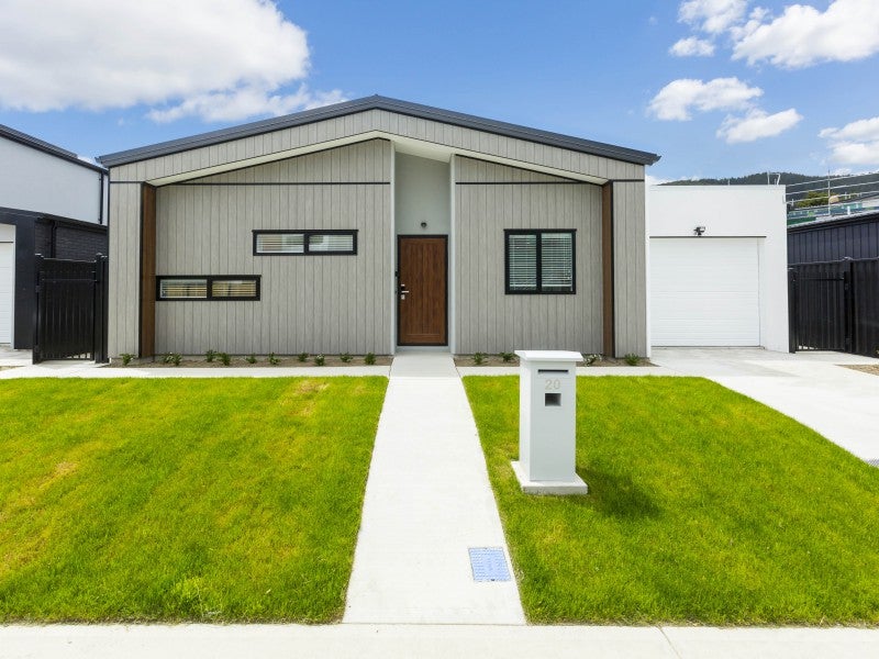 20 Aston Crescent, Wallaceville, Upper Hutt - Carousel 1