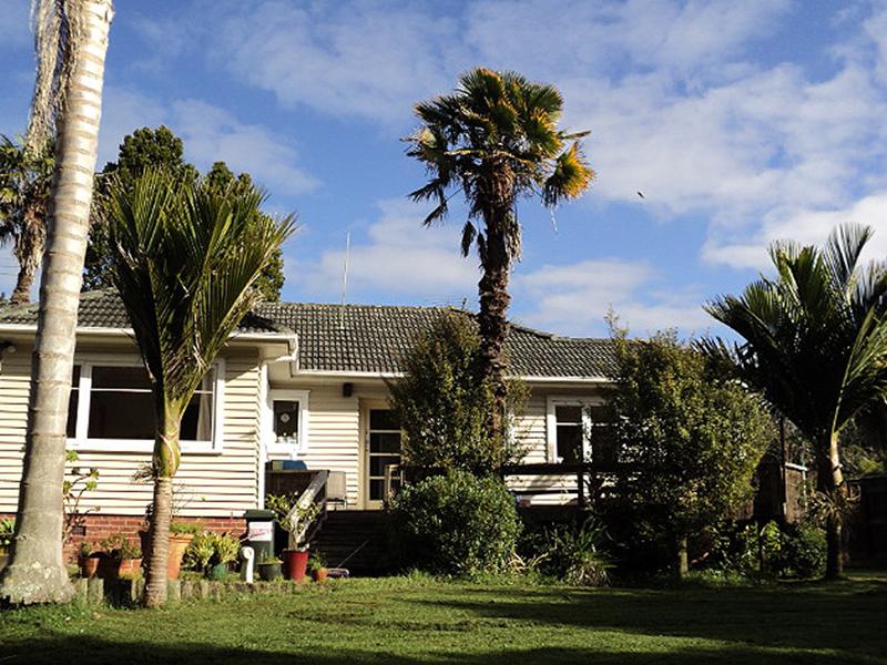 156 Atkinson Road, Titirangi, Auckland - Carousel 1