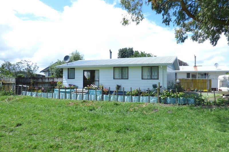 10A Cypress Place, Aramoho, Whanganui - Carousel 1