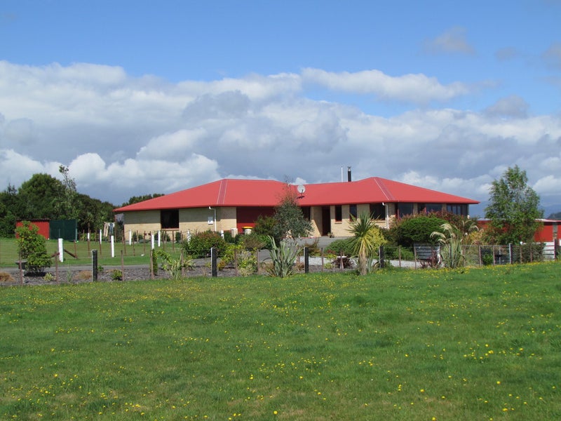 53 Brickfield Road, Blue Spur, Hokitika - Carousel 1