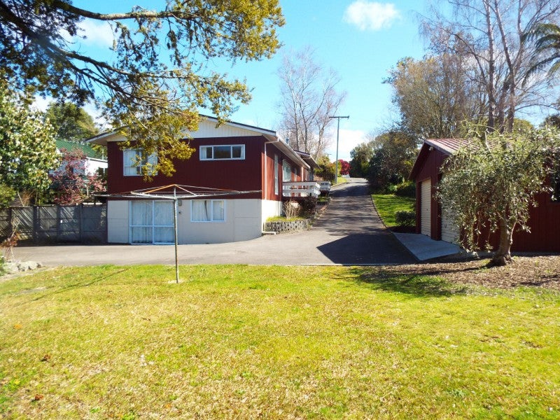 96B Grand Vue Road, Kawaha Point, Rotorua - Carousel 1