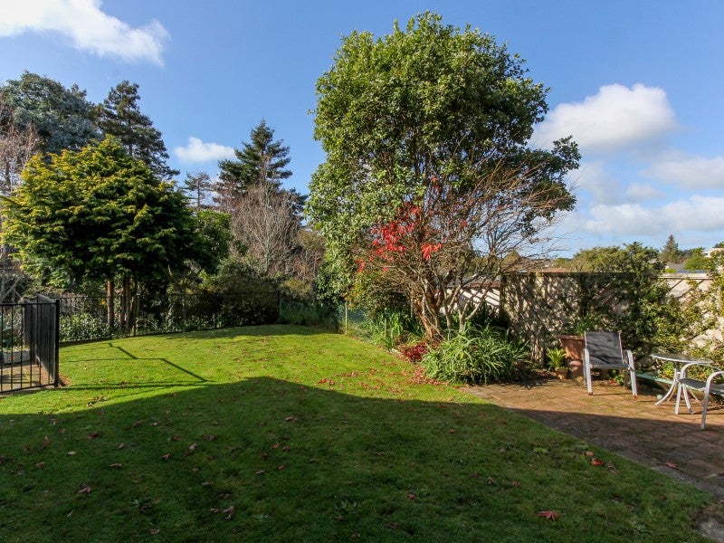 13A Pentland Place, Highlands Park, New Plymouth - Carousel 22