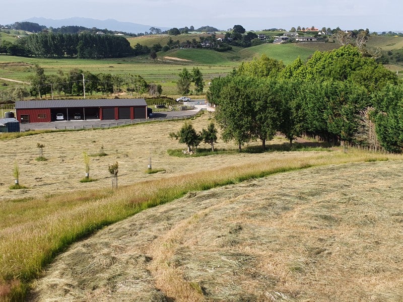 500 Whatawhata Road, Temple View, Hamilton - Carousel 1