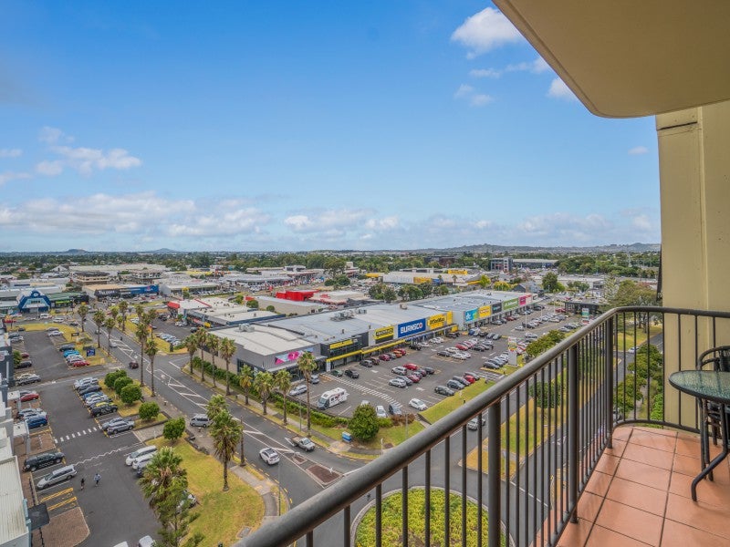 11H/18 Ronwood Avenue, Manukau, Auckland - Carousel 1
