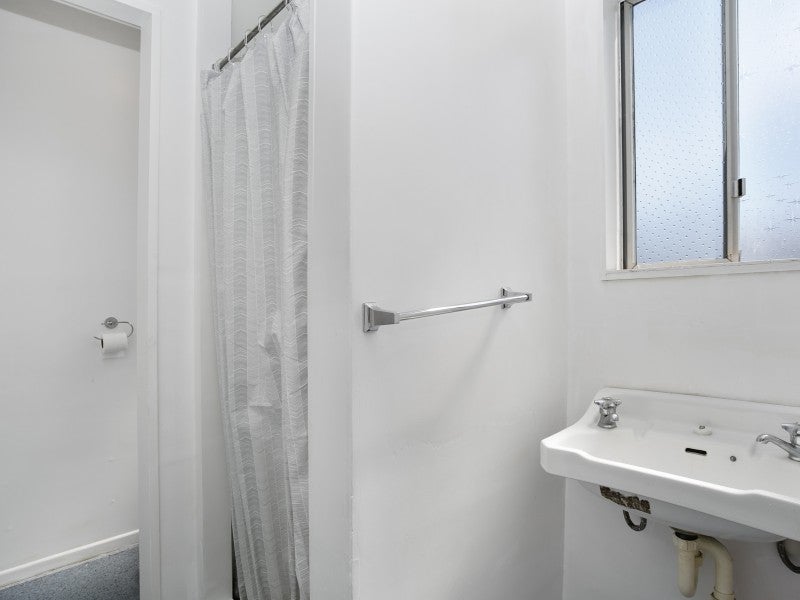 6/121 Bell Road, Waiwhetu, Lower Hutt - Carousel 11