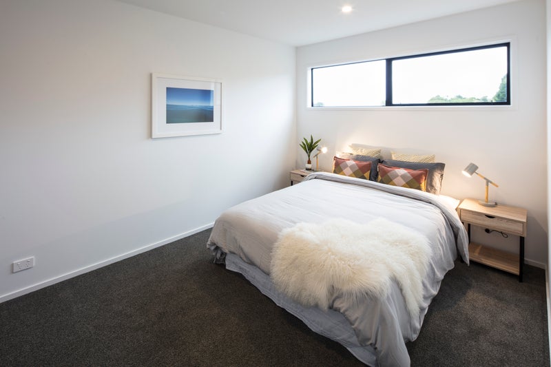 3/2 Clayton Street, Saint Clair, Dunedin - Carousel 13