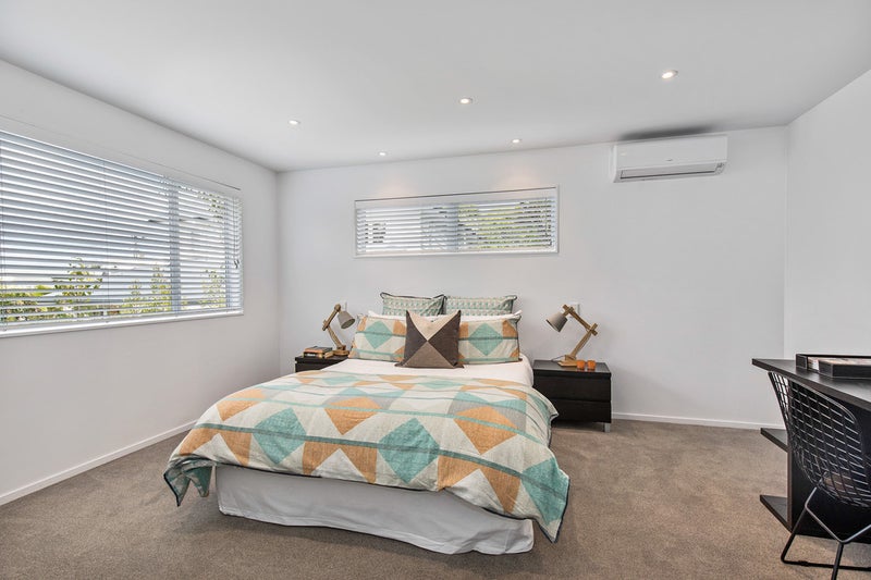 24A Bannerman Road, Morningside, Auckland - Carousel 2