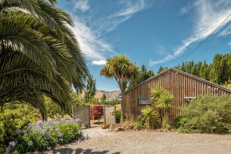 165 Governors Bay - Teddington Road, TEDDINGTON, LYTTELTON - Carousel 1