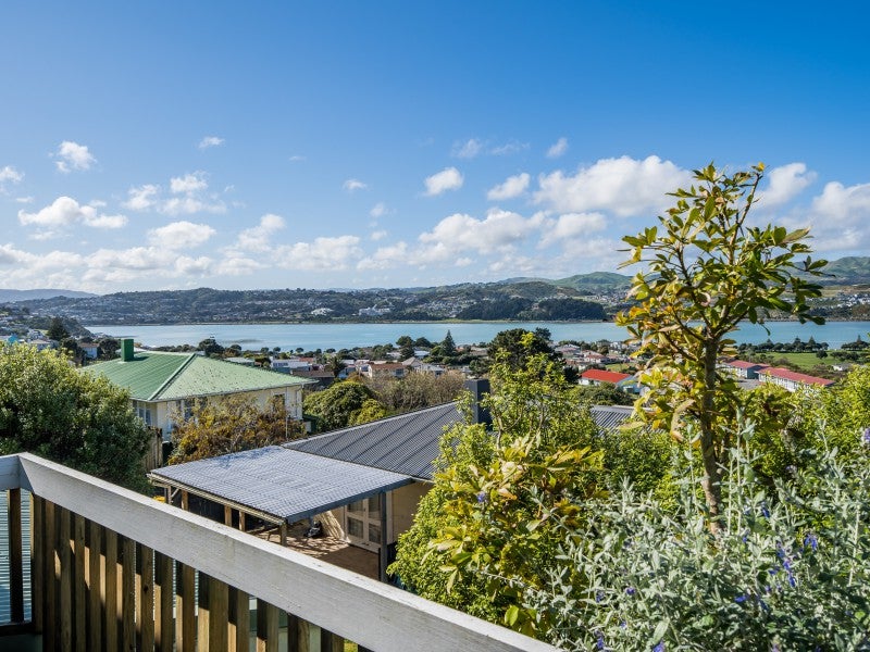 16B Mawhare Street, Titahi Bay, Porirua - Carousel 1