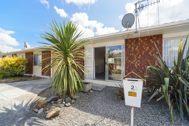 2/118 Botanical Road, Takaro, Palmerston North - Carousel 2