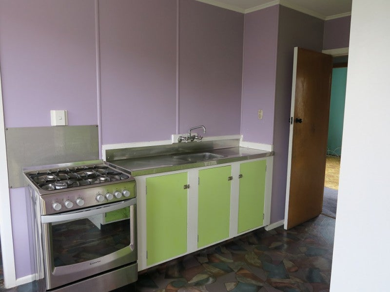 28 Niagara Street, Waitangirua, Porirua - Carousel 9