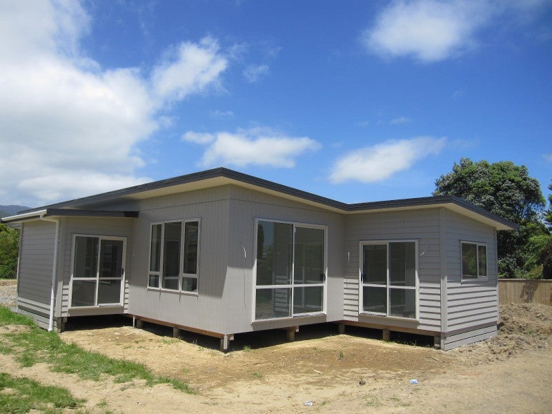 12 Speranza Avenue, Otaki - Carousel 2