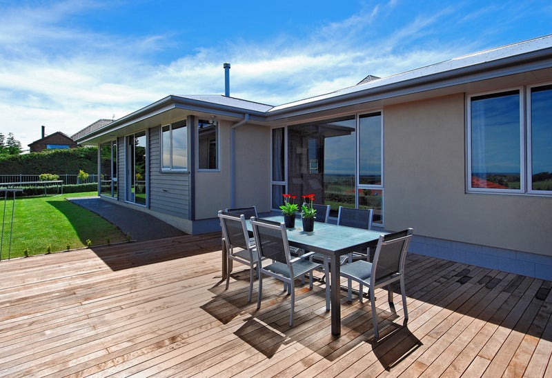 4 Sedbergh Place, Westmorland, Christchurch - Carousel 1