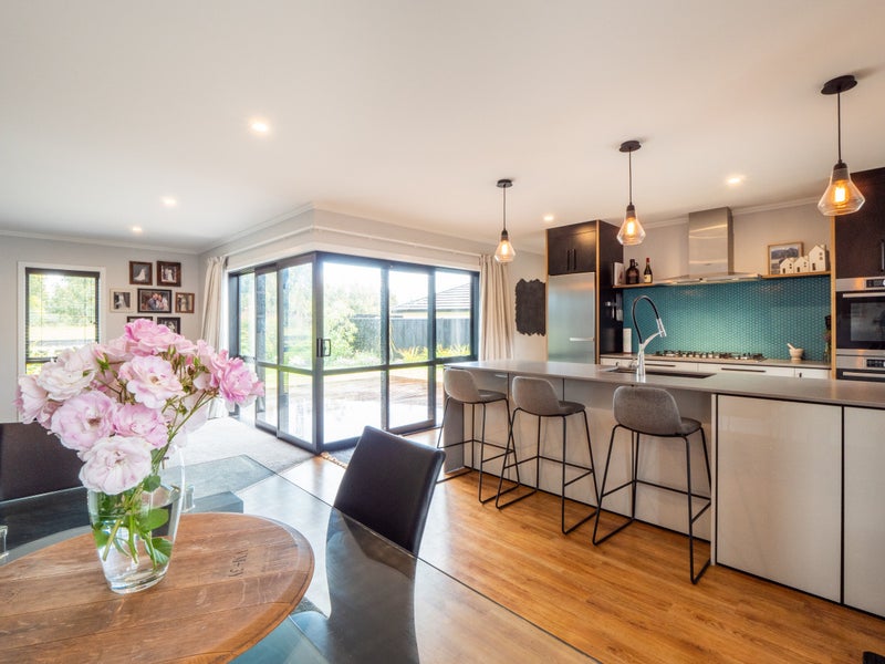 3 Tate Crescent, Green Island, Dunedin - Carousel 2