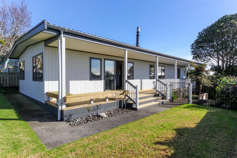 29 Gardenia Avenue, Bell Block, New Plymouth - Carousel 1