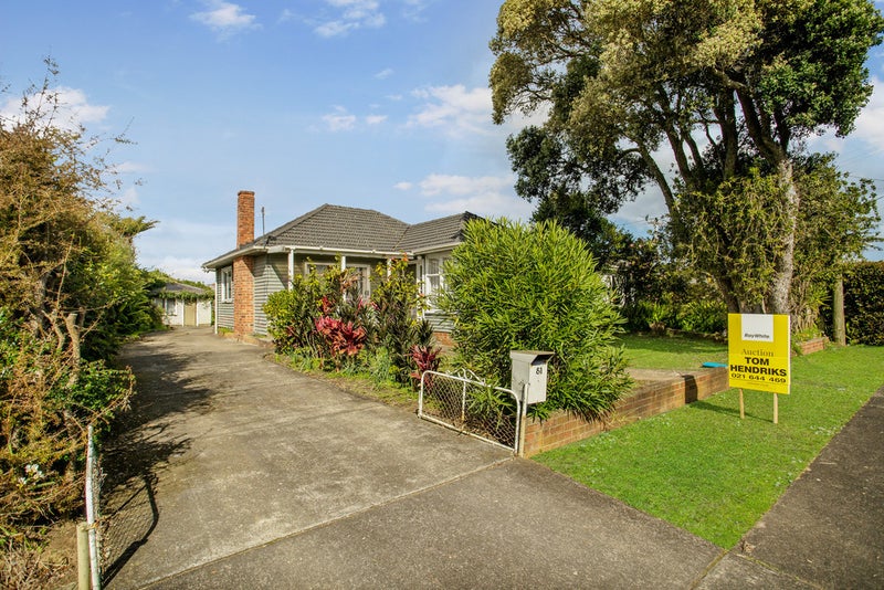81 Archibald Road, Kelston, Auckland - Carousel 19