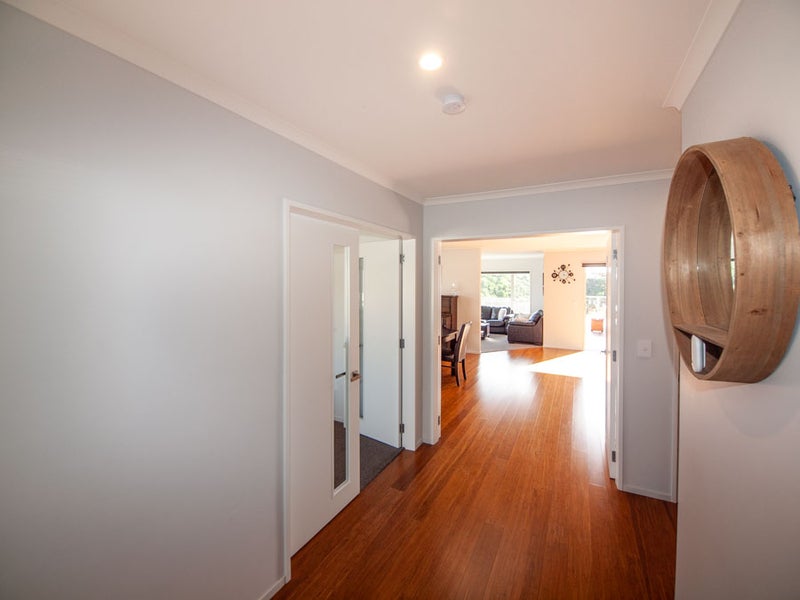 6 Belize Grove, Grenada Village, Wellington - Carousel 2