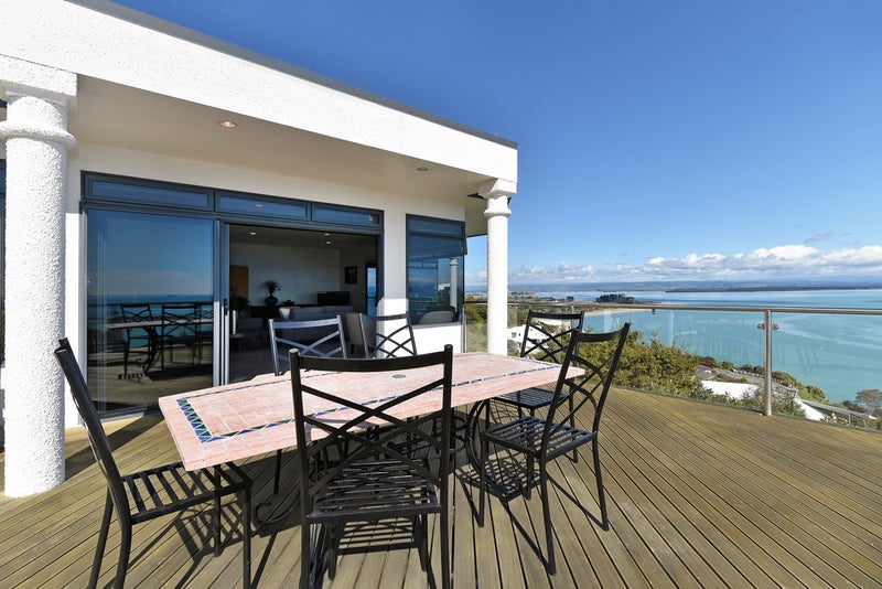 60 The Cliffs, Britannia Heights, Nelson - Carousel 1