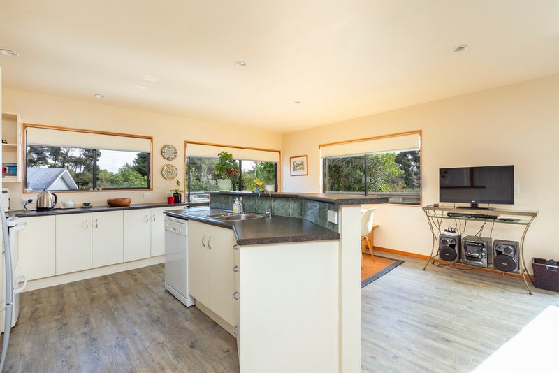 17 Greenview Drive, Mangawhai Heads, Mangawhai - Carousel 2