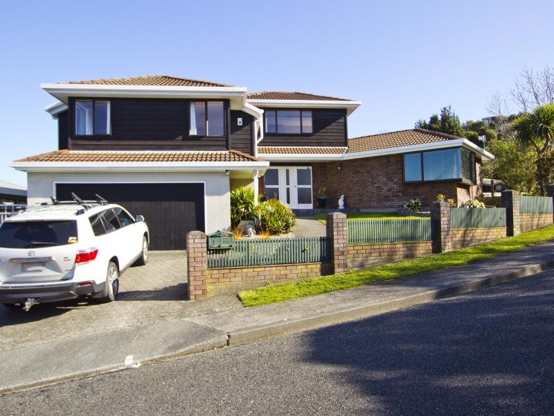 1 George Gee Drive, Korokoro, Lower Hutt - Carousel 20