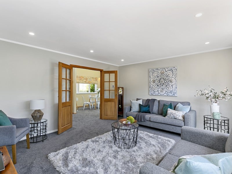 4 Aplin Terrace, Ngaio, Wellington - Carousel 2