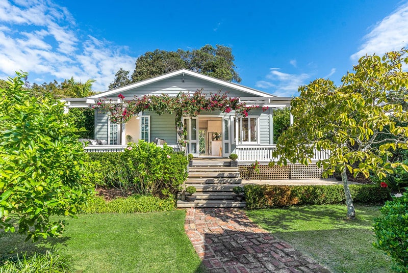 27 Rutland Road, Stanley Point, Auckland - Carousel 1